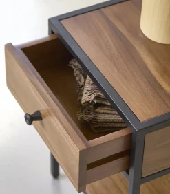 Agra - Nachtkastje in massief acacia en metaal