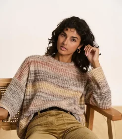 Beige trui van gebreide stof met ronde hals