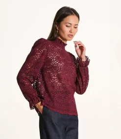 Bordeaux top van kant met lange mouwen