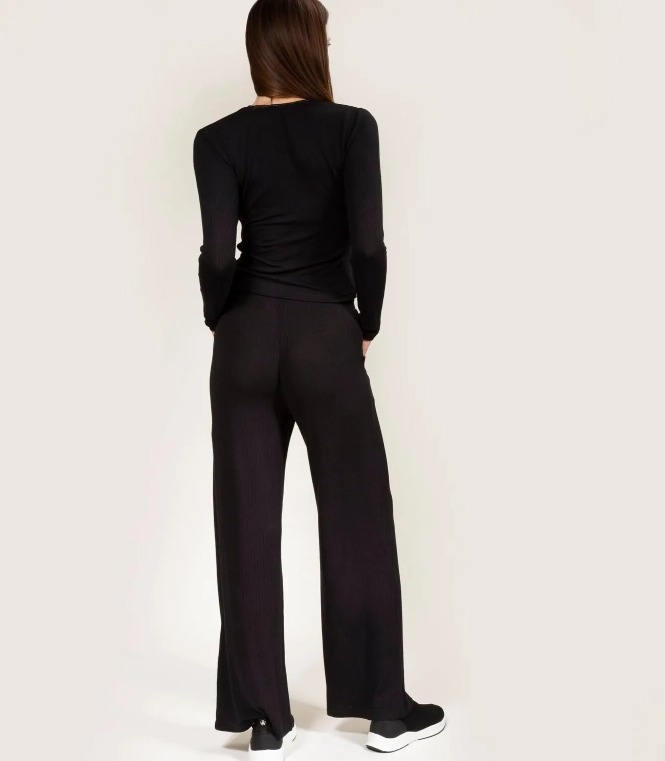 Damesbroek in ribgebreide wijde pijpen Zwart