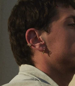 EAR CUFF GIVE ME A HAND