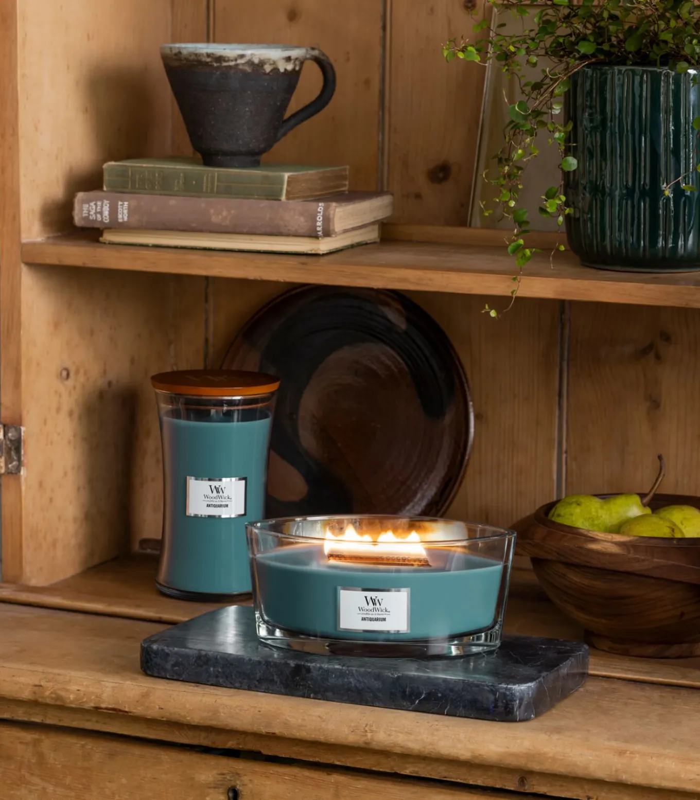 Geurkaars Antiquarium Large Candle