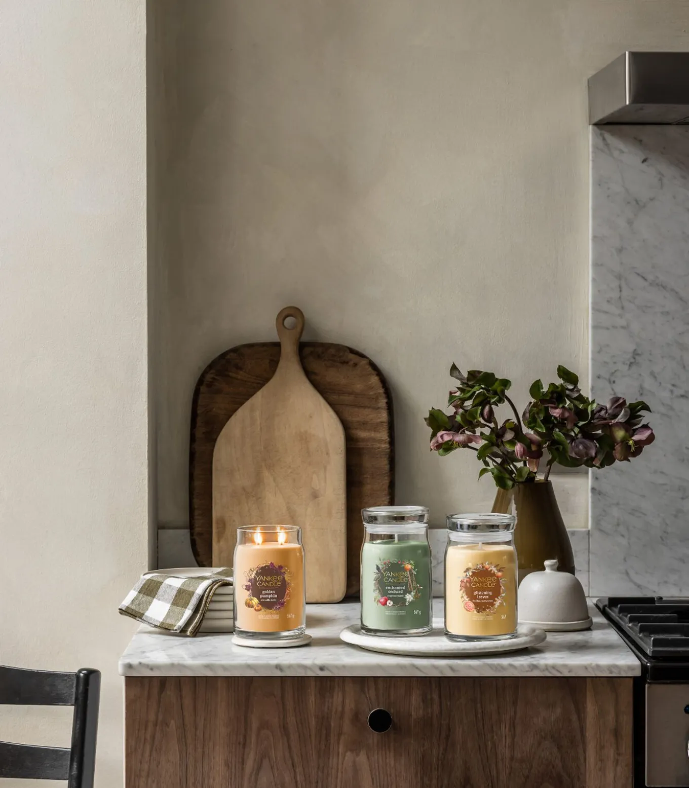 Geurkaars Glistening Leaves Signature Medium Jar