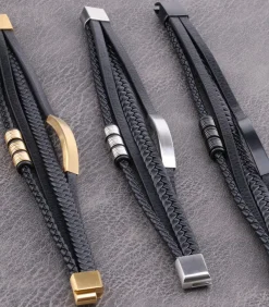 Heren Armband Leder - Zwart met Zilver Kleurige Accenten