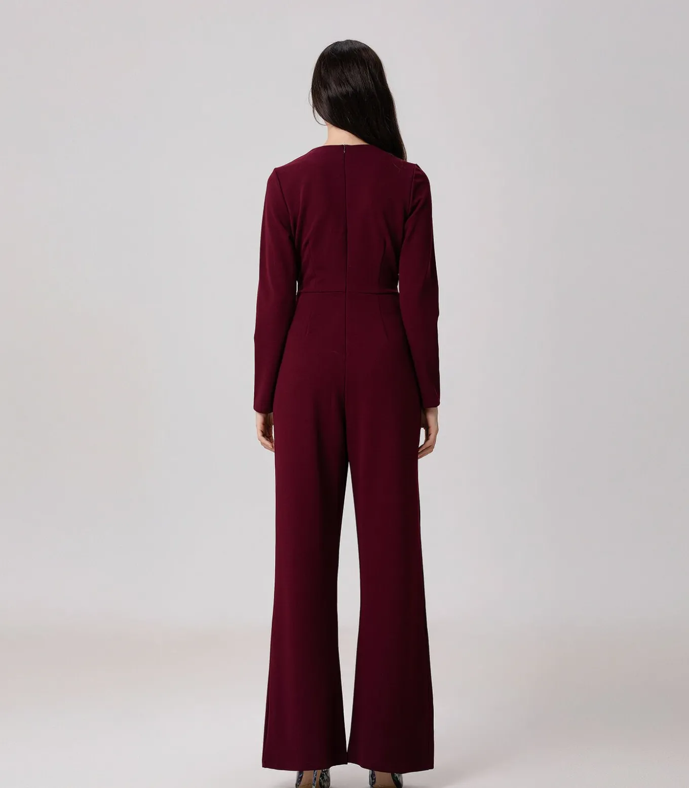 Jumpsuit met V-decolleté