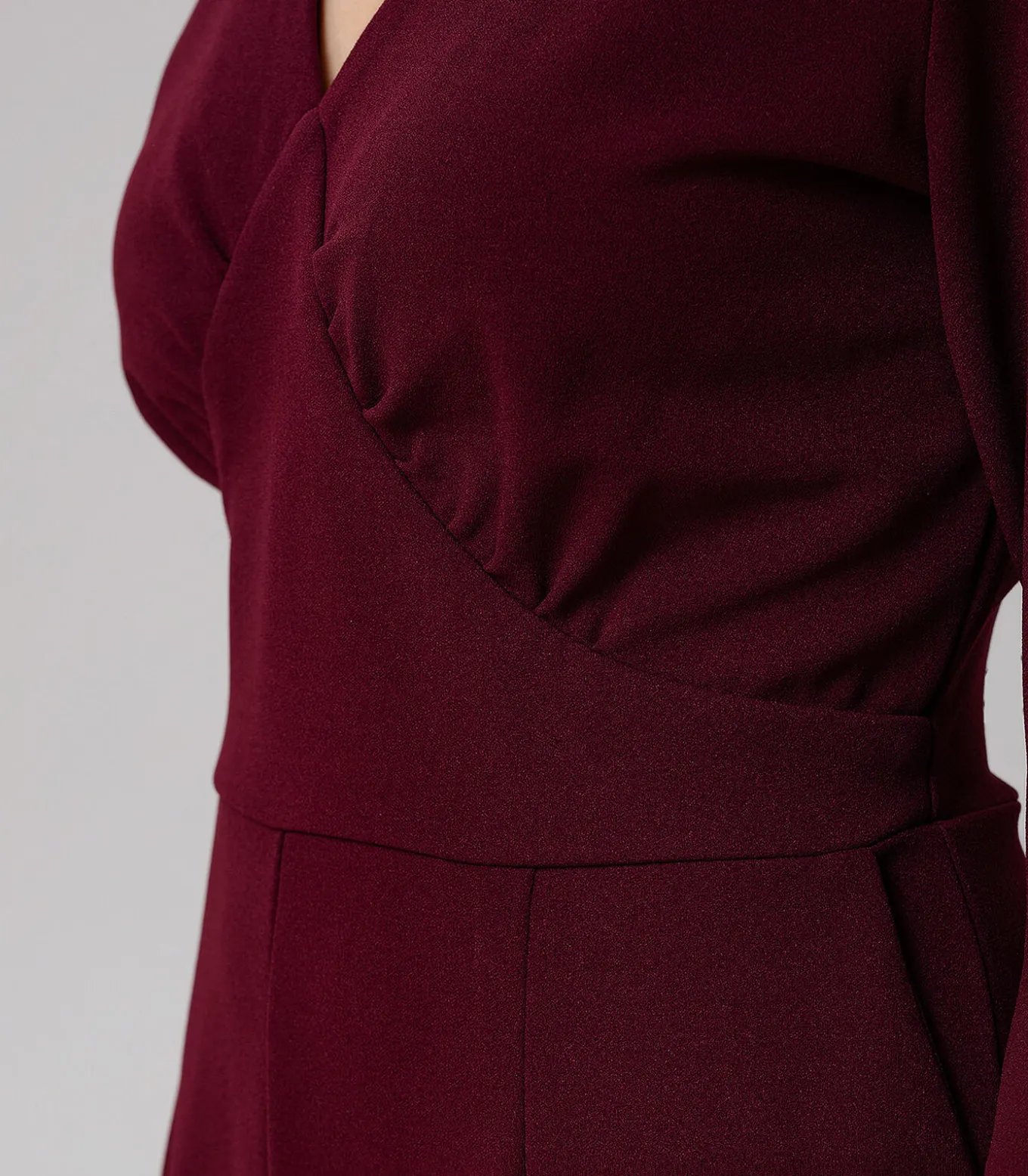 Jumpsuit met V-decolleté