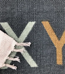 Kindtapijt in alfabet katoen