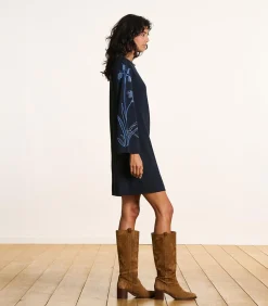 Korte jurk van fijne donkerblauwe mesh met borduurwerk