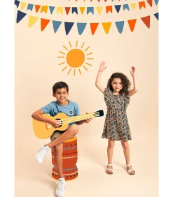 Korte wijd uitlopende jurk met bloemenpatronen