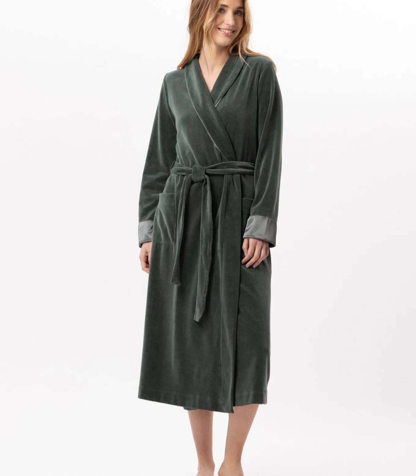 Kruislingse badjas van fluweel ESSENTIEL H67A