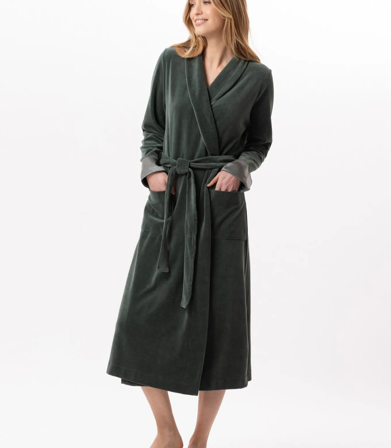 Kruislingse badjas van fluweel ESSENTIEL H67A