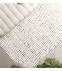 Laagpolig vloerkleed met ecru vierkant patroon 120 x 170 cm