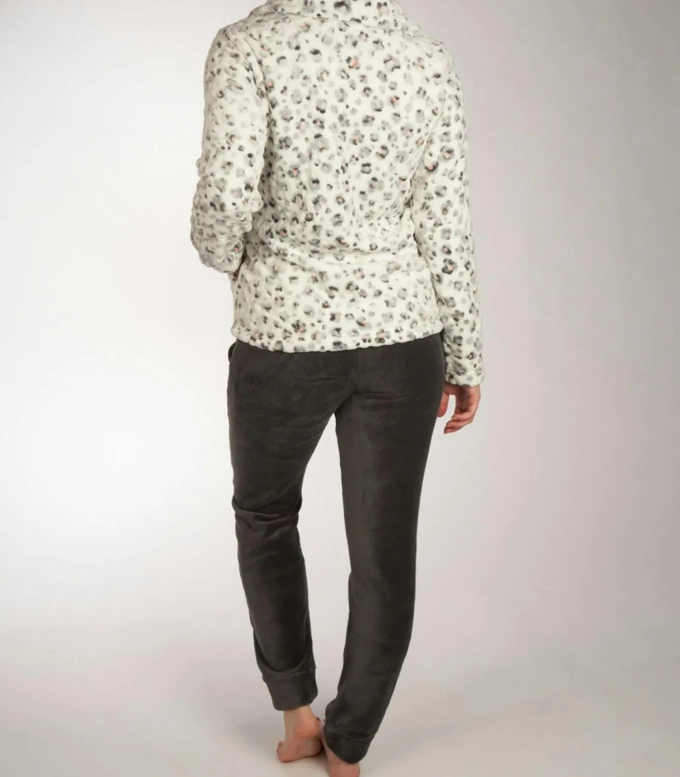 Rebelle fleece huispak - Deluxe - Panter - Warm 2-delig huispak