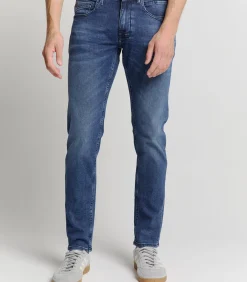 Tapered fit jeans