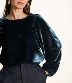 Top van petrolblauwe fluweel met lange mouwen