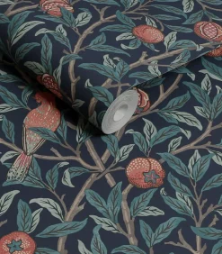 Vliesbehang Bird & Pomegranate Navy Blue