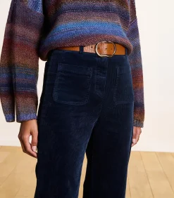 Wijde broek van marineblauwe fluweel met hoge taille