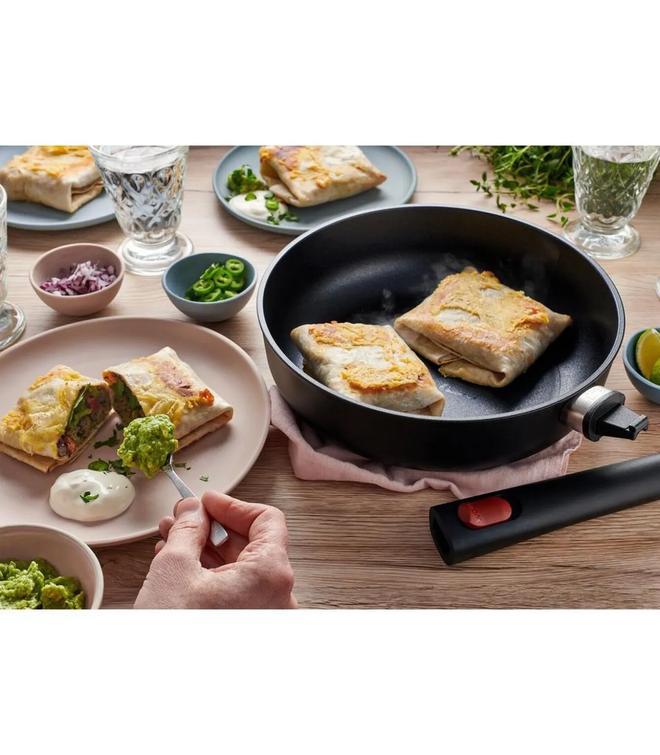 WOLL EcoLite QXR Hapjespan inductie met afneembare greep - Ø240mm - H 70mm - Zwart