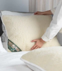 Wolvacht Hoofdkussen