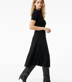 Zwarte Midi-jurk Slanke Pasvorm Korte Mouwen